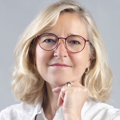 Véronique  